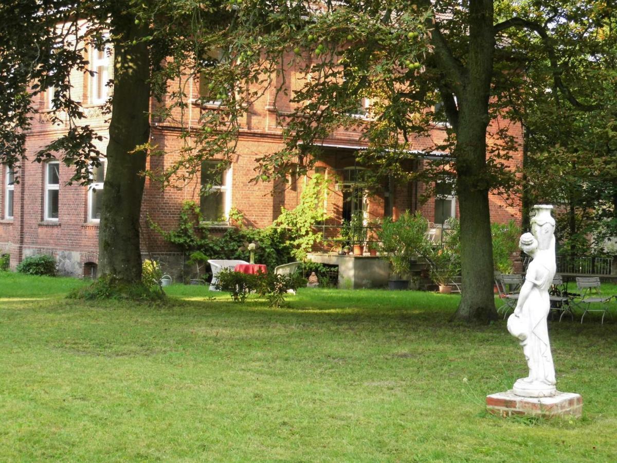 Ferienwohnung Wassermuhle Plattenburg Exterior photo
